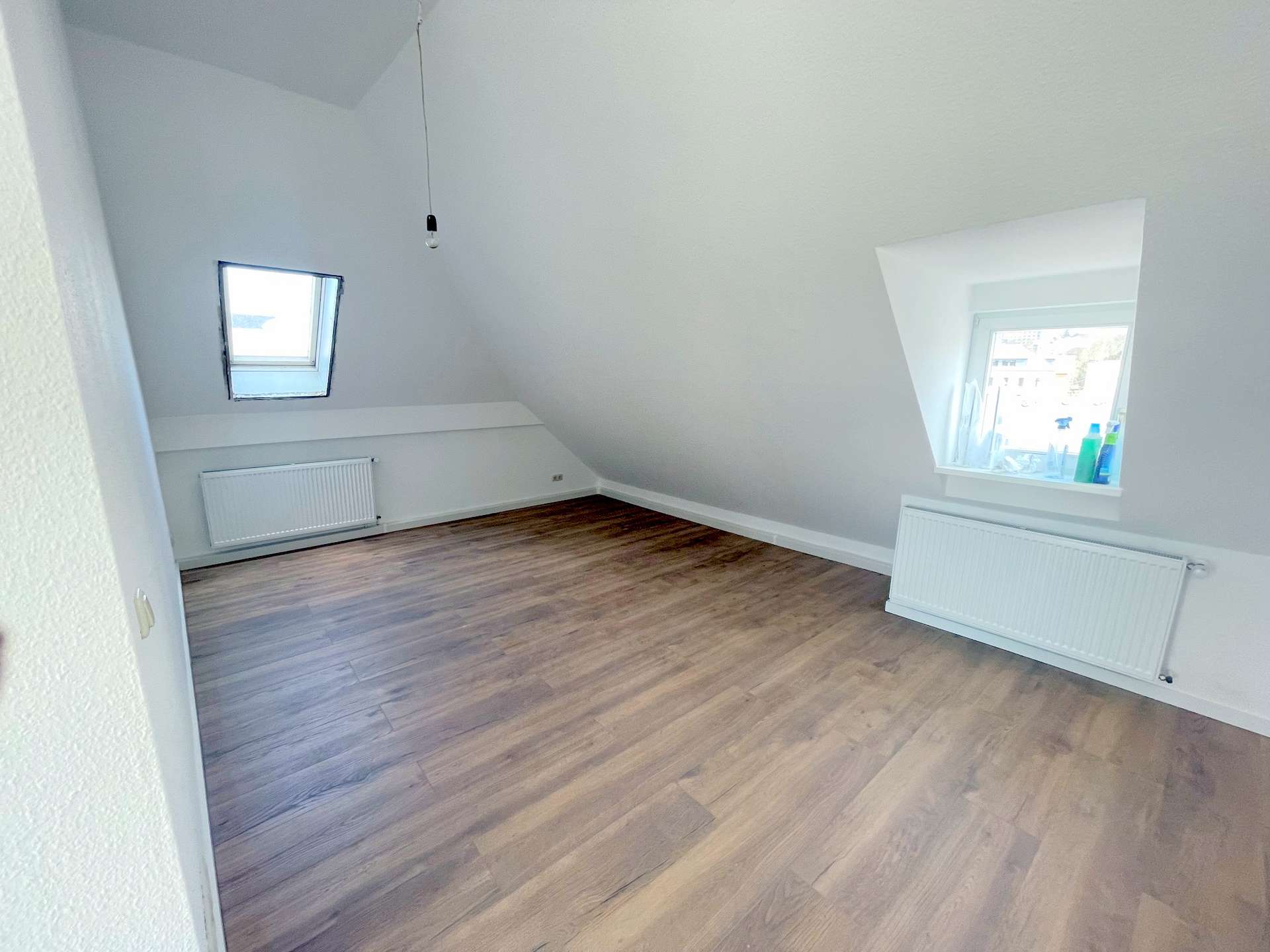 Wohnzimmer DG rechts