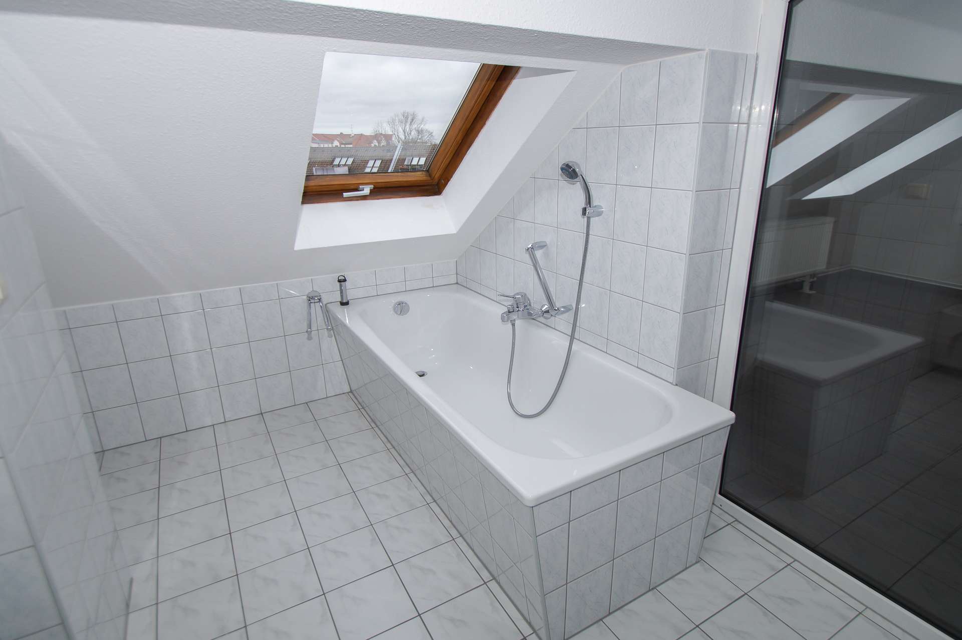 Bad mit Wanne