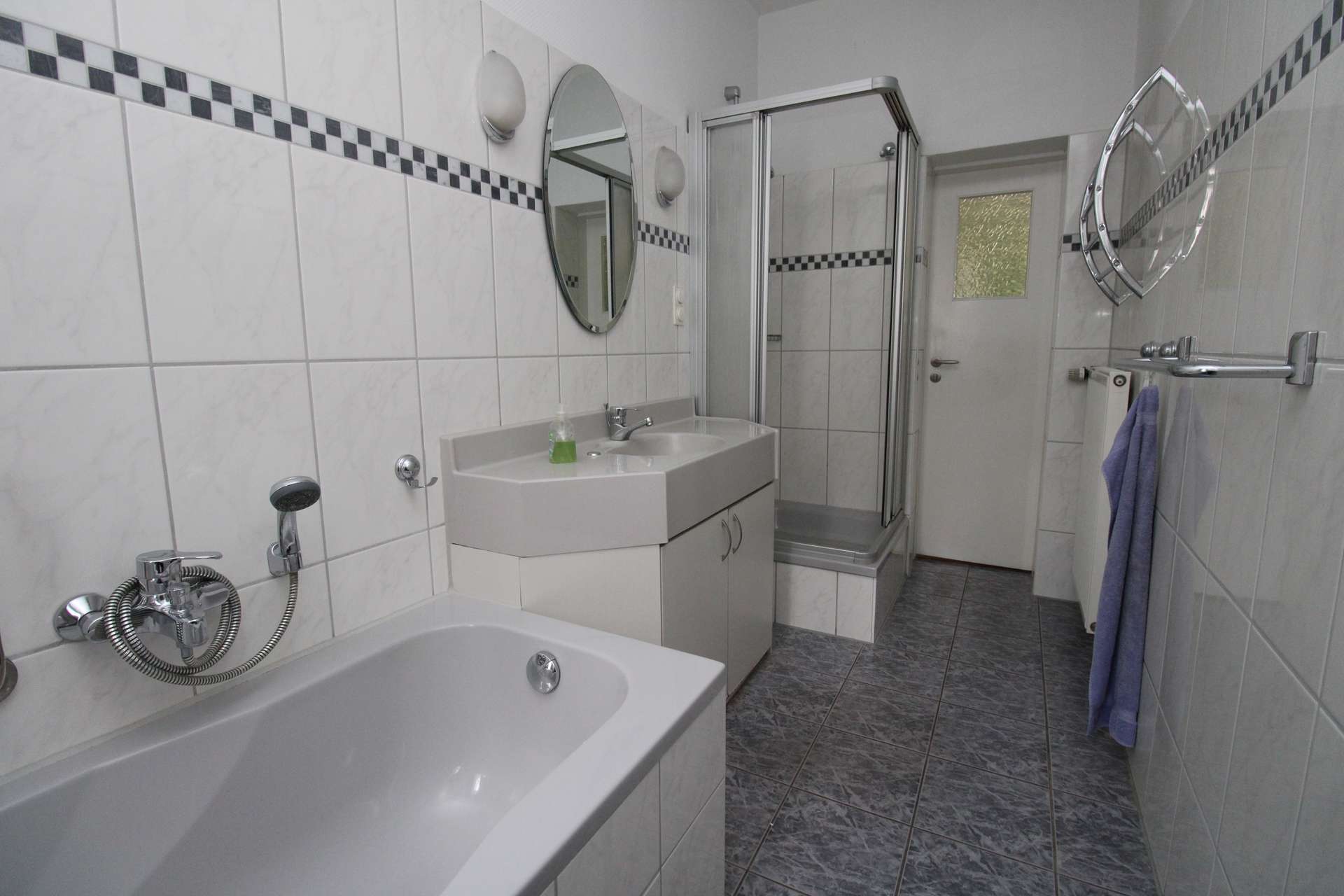 Badezimmer VH