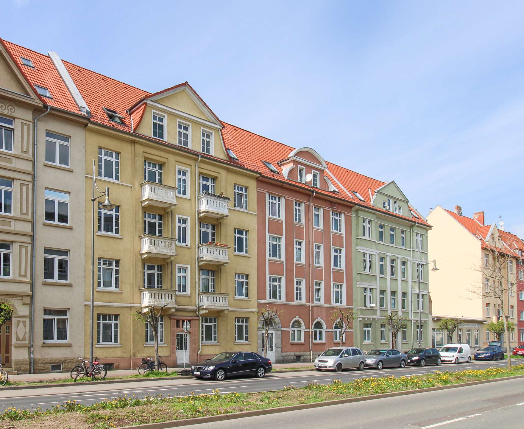 Straßenansicht