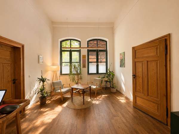 Büro 1