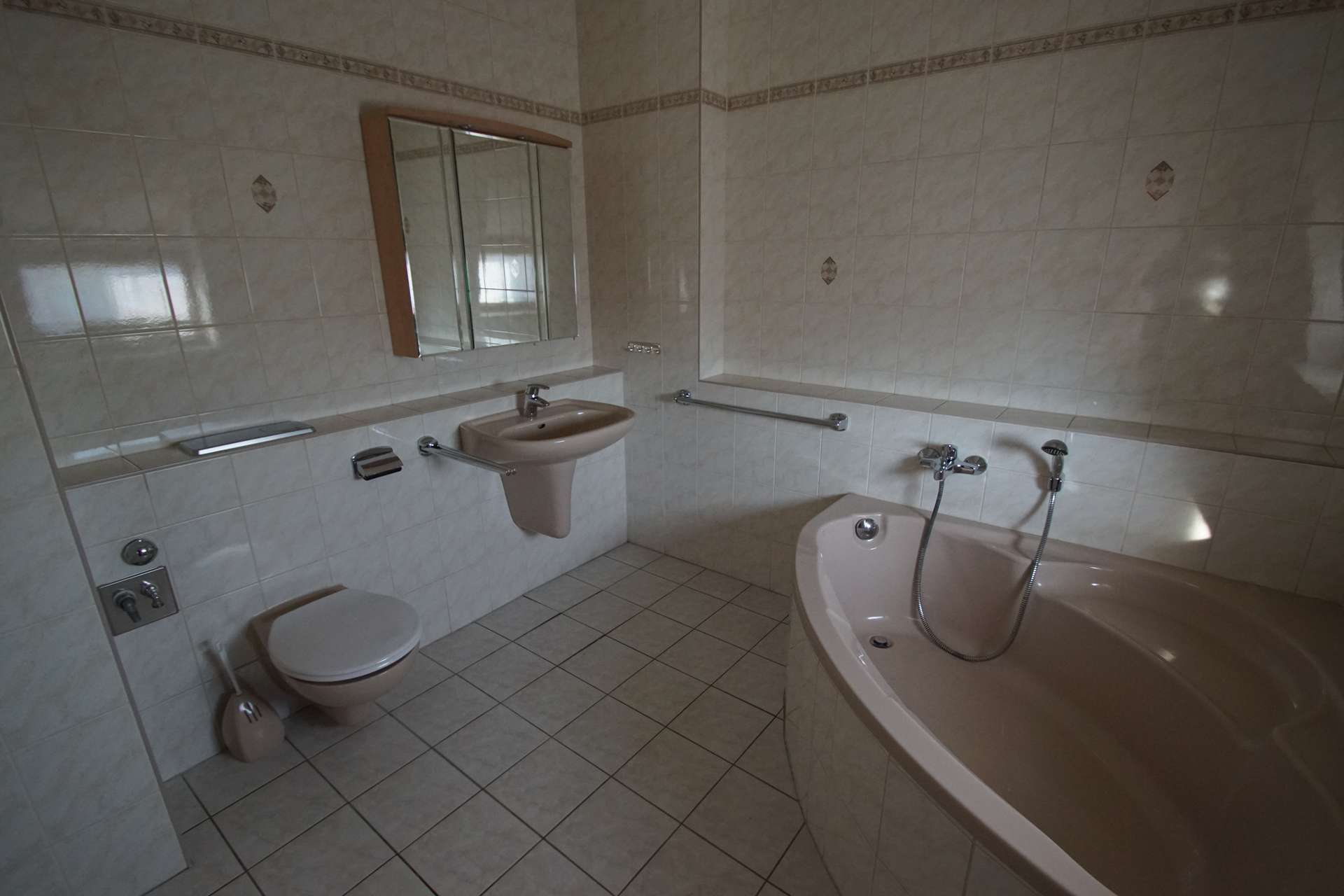 Einfamilienhaus WC/Bad 2. OG