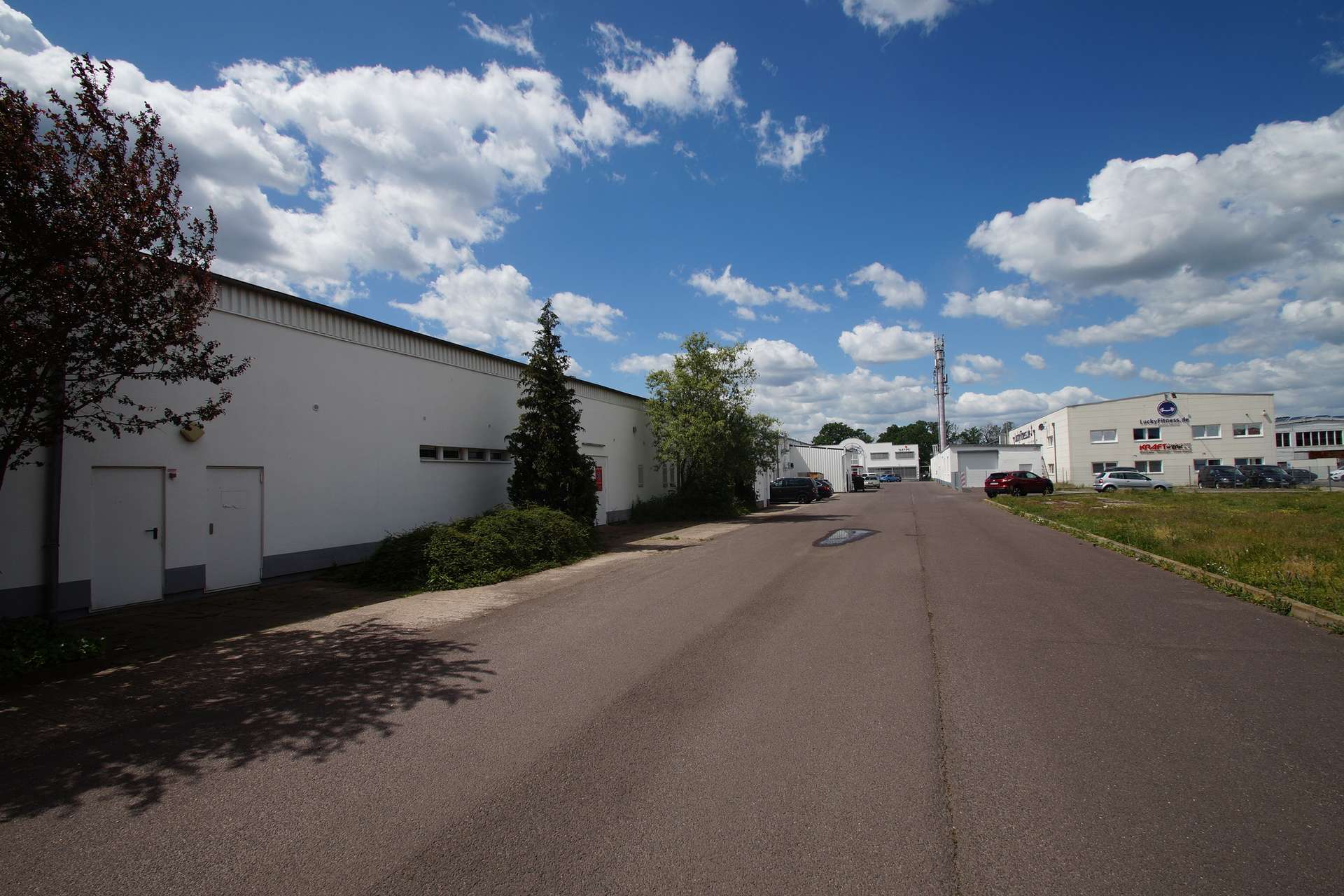 Gebäude