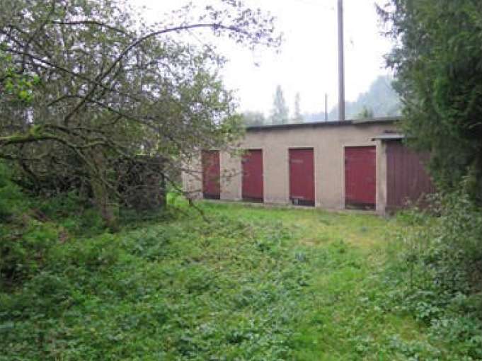 Garage und Schuppen