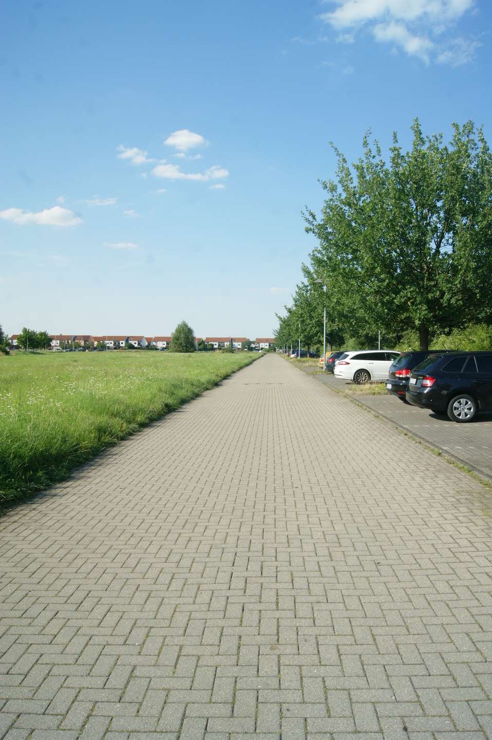 B10 blau Stellplätze
