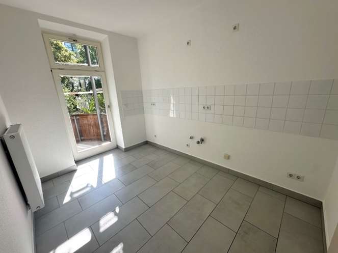 Küche EG mit Balkonzugang