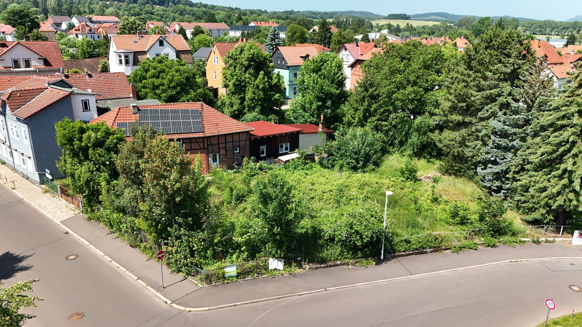 Grundstück