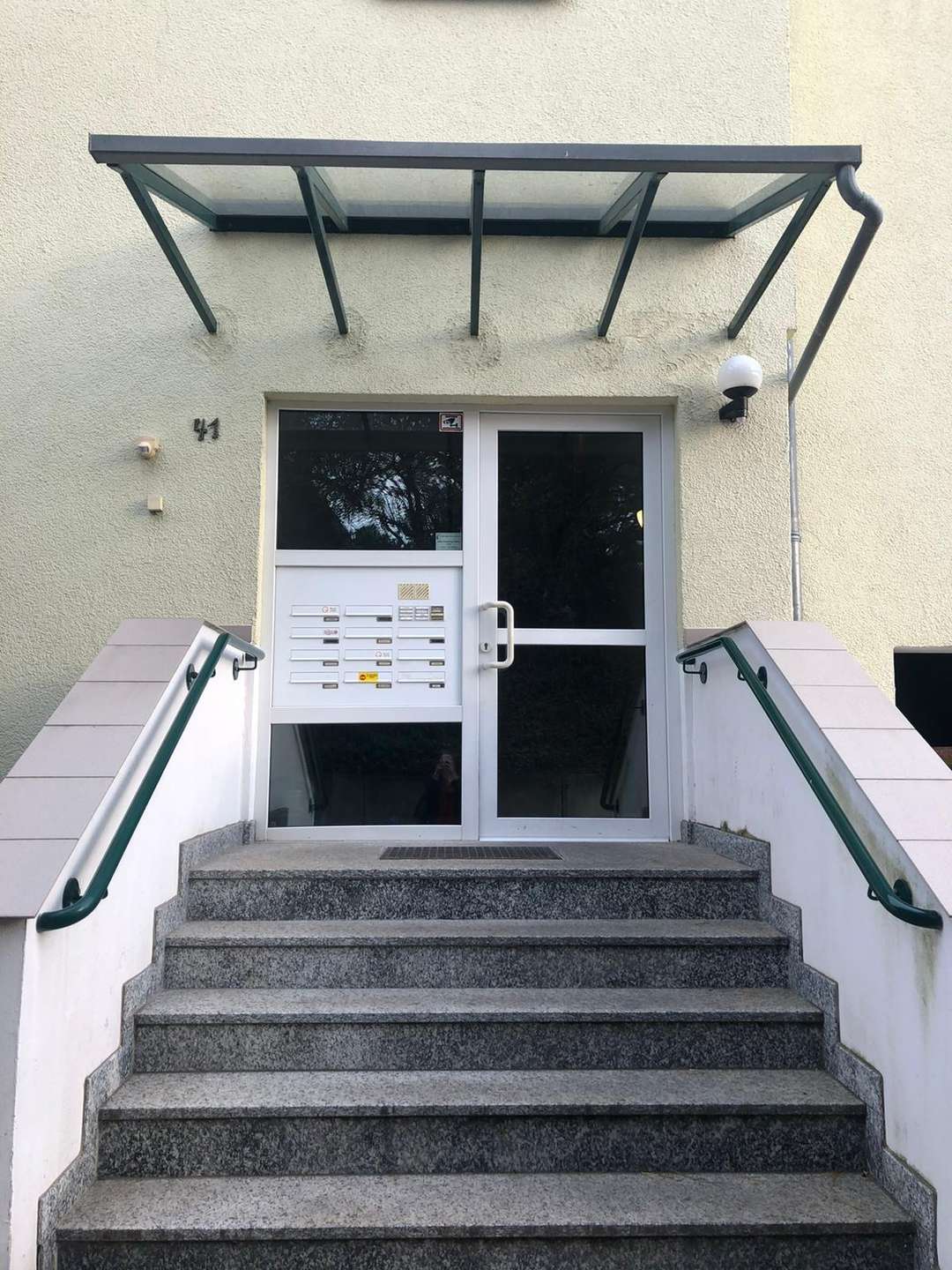 Eingangstür