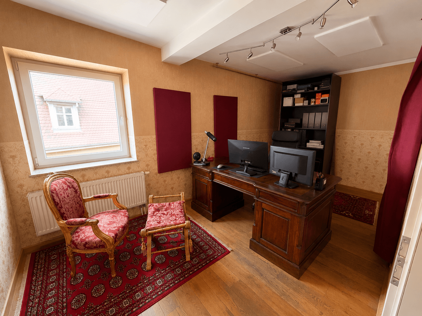Büro aktuell