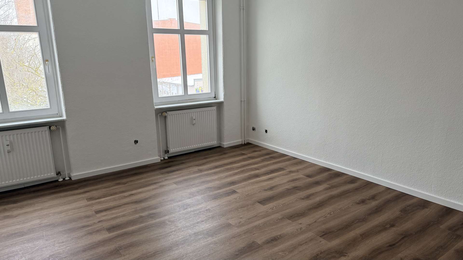WE (Neuvermietung vorgesehen)
