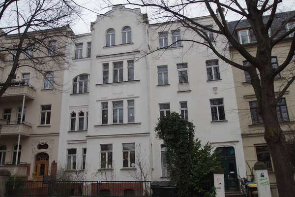 straßenseitige Ansicht