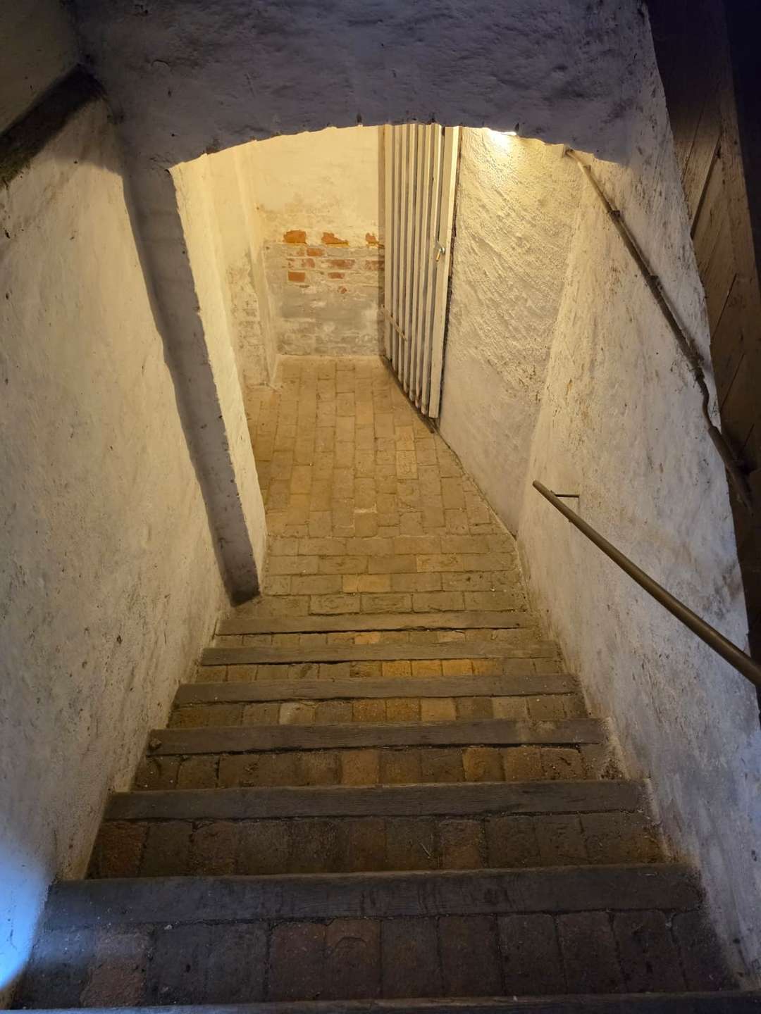 Kellerzugang