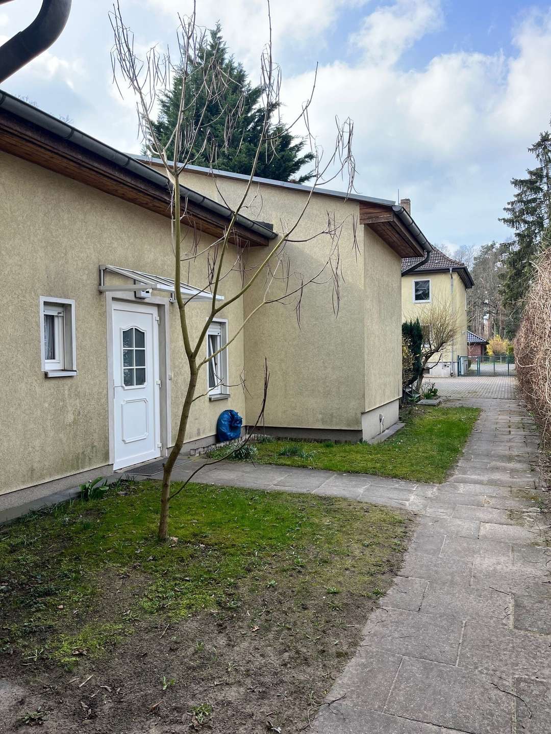 Reihenhaus B