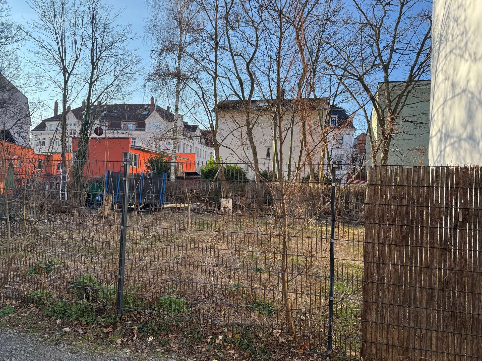 Grundstück