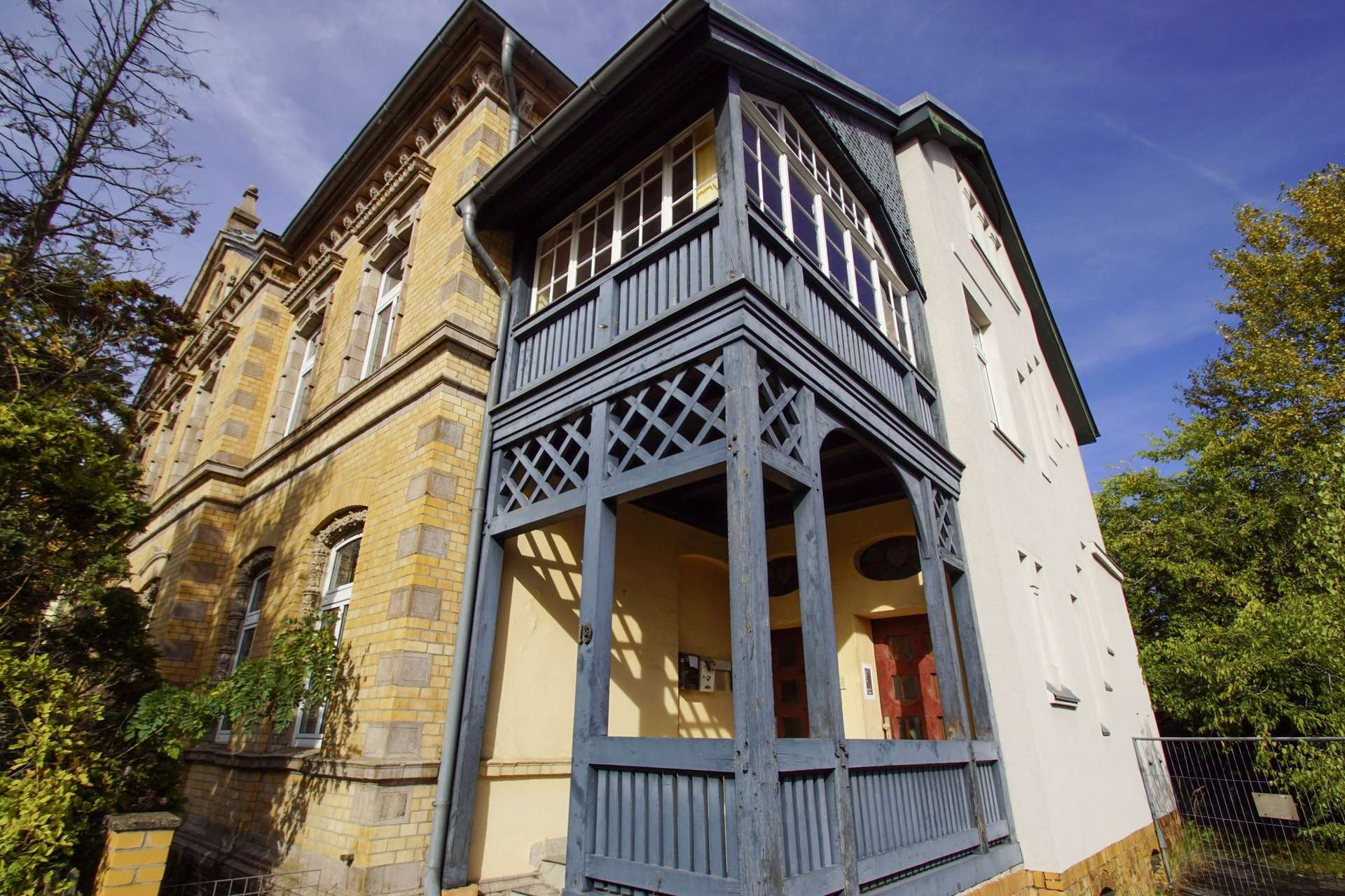 Veranda und Fassade