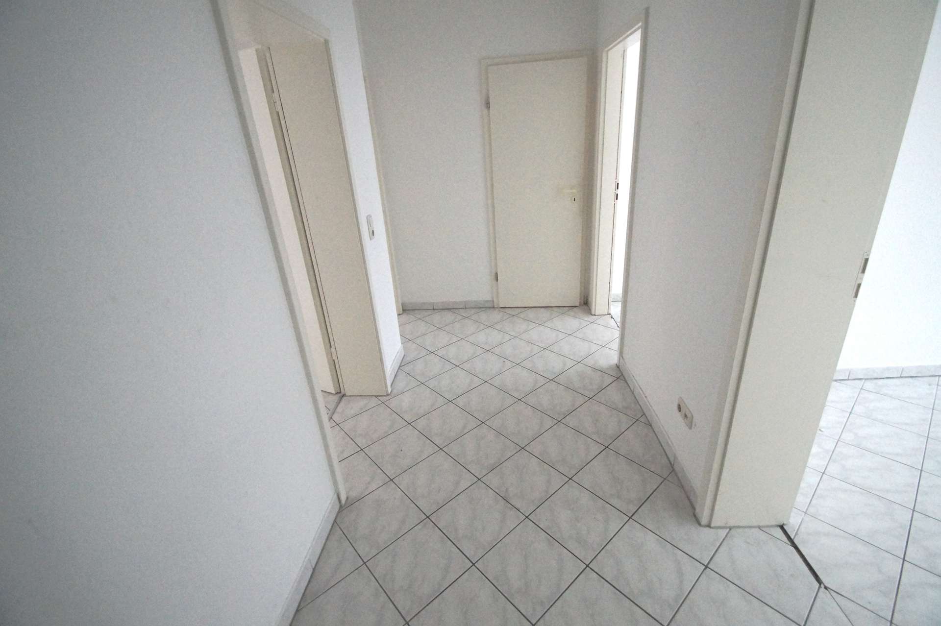 Referenz Flur EG rechts, Erfurt (Johannesvorstadt)