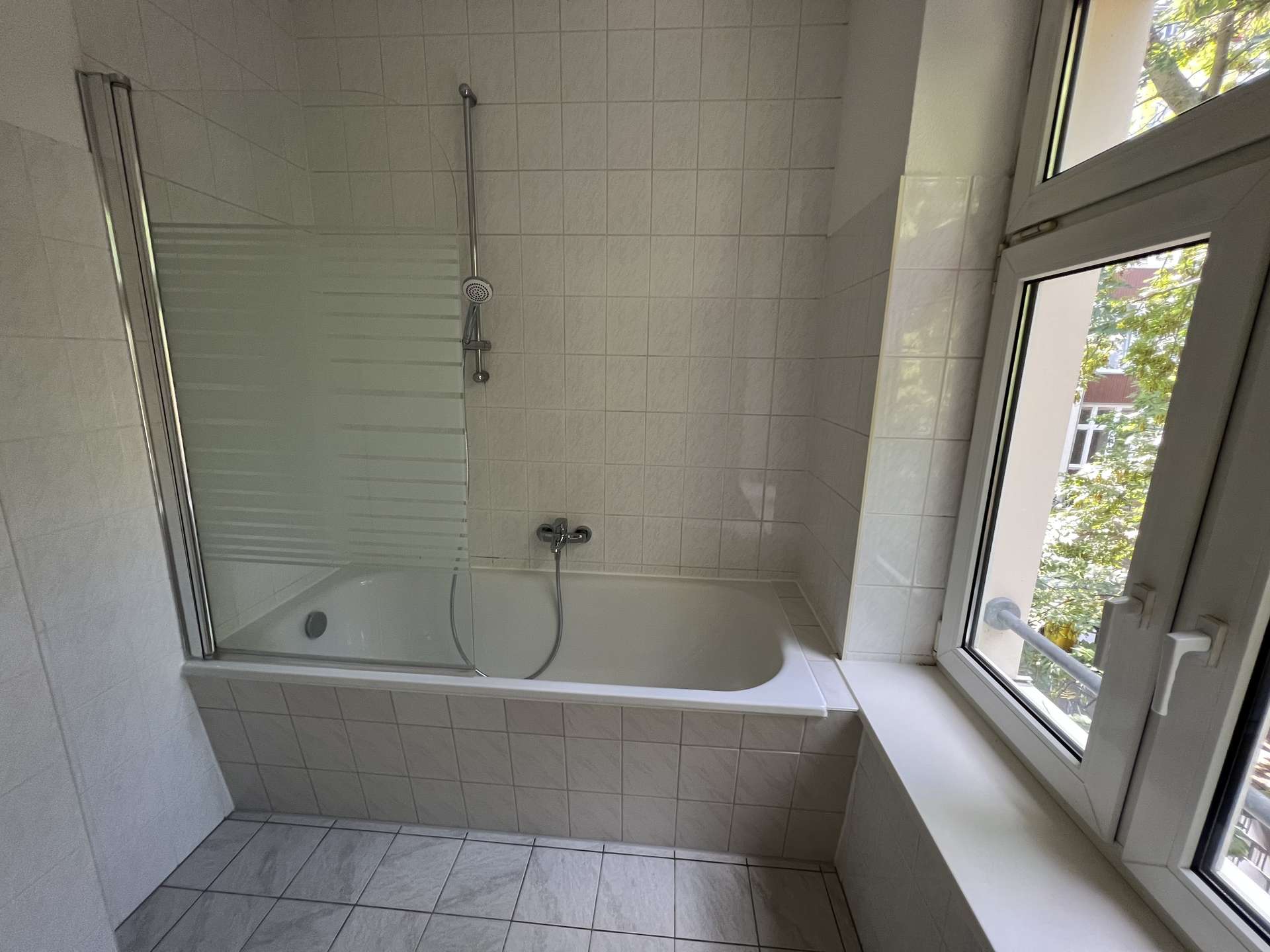 Bad mit Wanne, Leipzig (Gohlis-Mitte)
