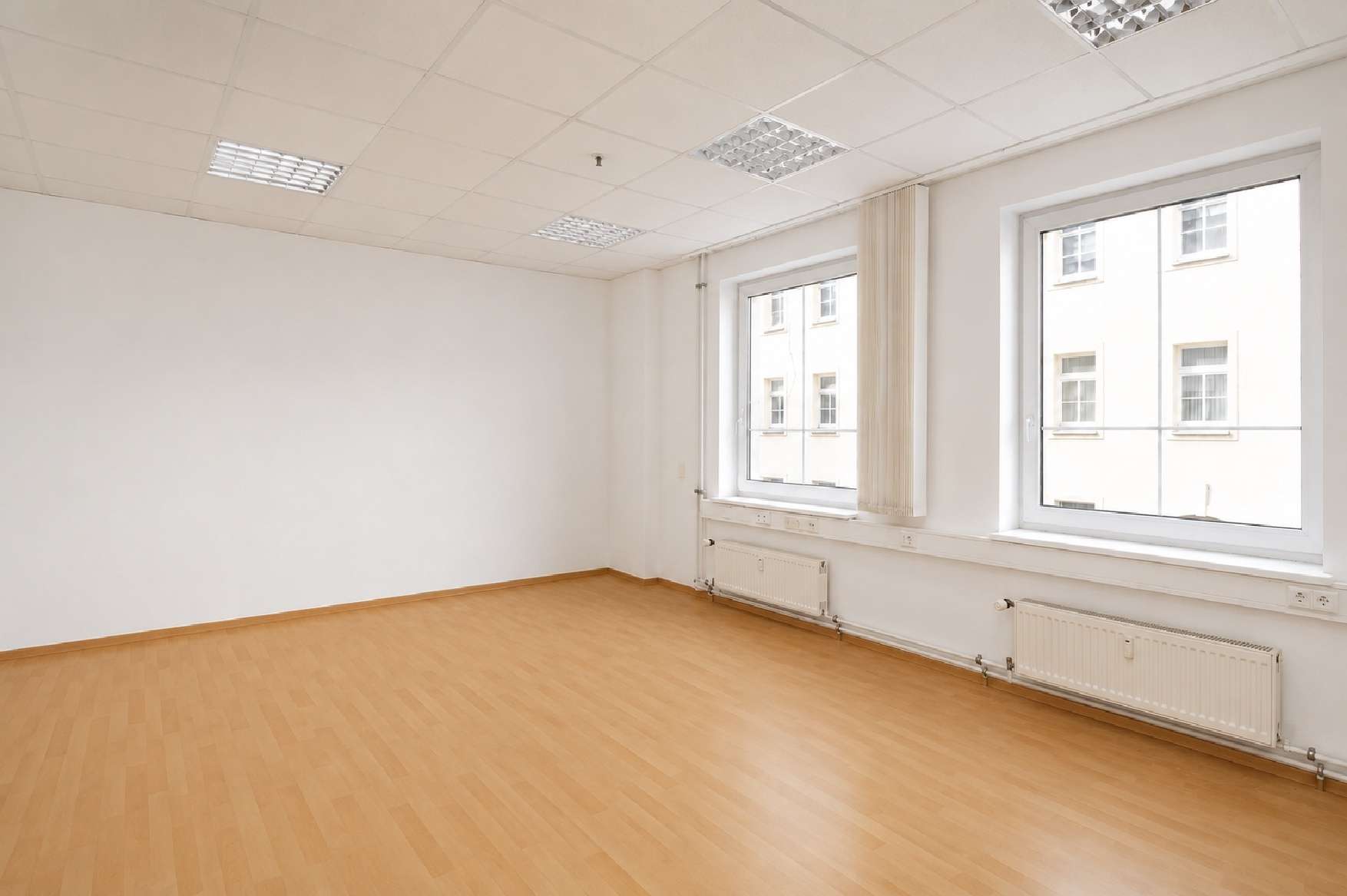 Büro (mit Referenzboden), Leipzig 