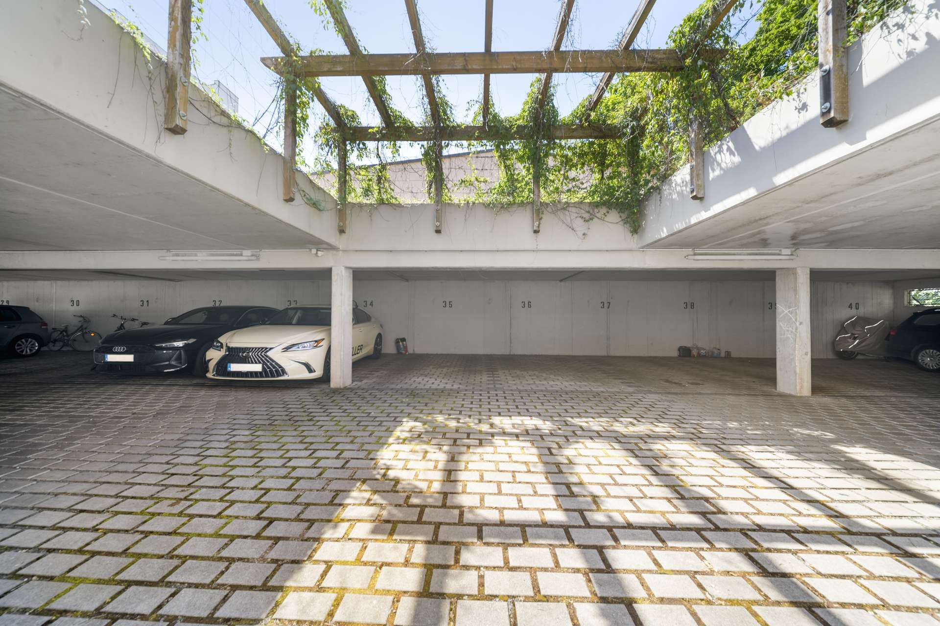 Tiefgaragen-Carport, Leipzig (Zentrum-Ost)