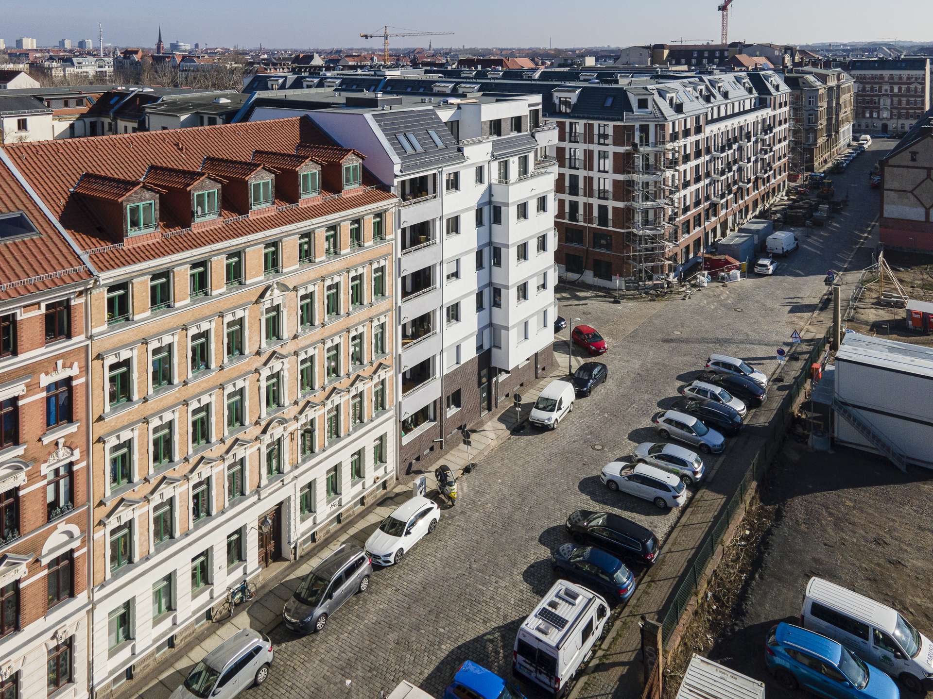 Außenansicht mit Nachbarschaftsbebauung, Leipzig (Reudnitz-Thonberg)