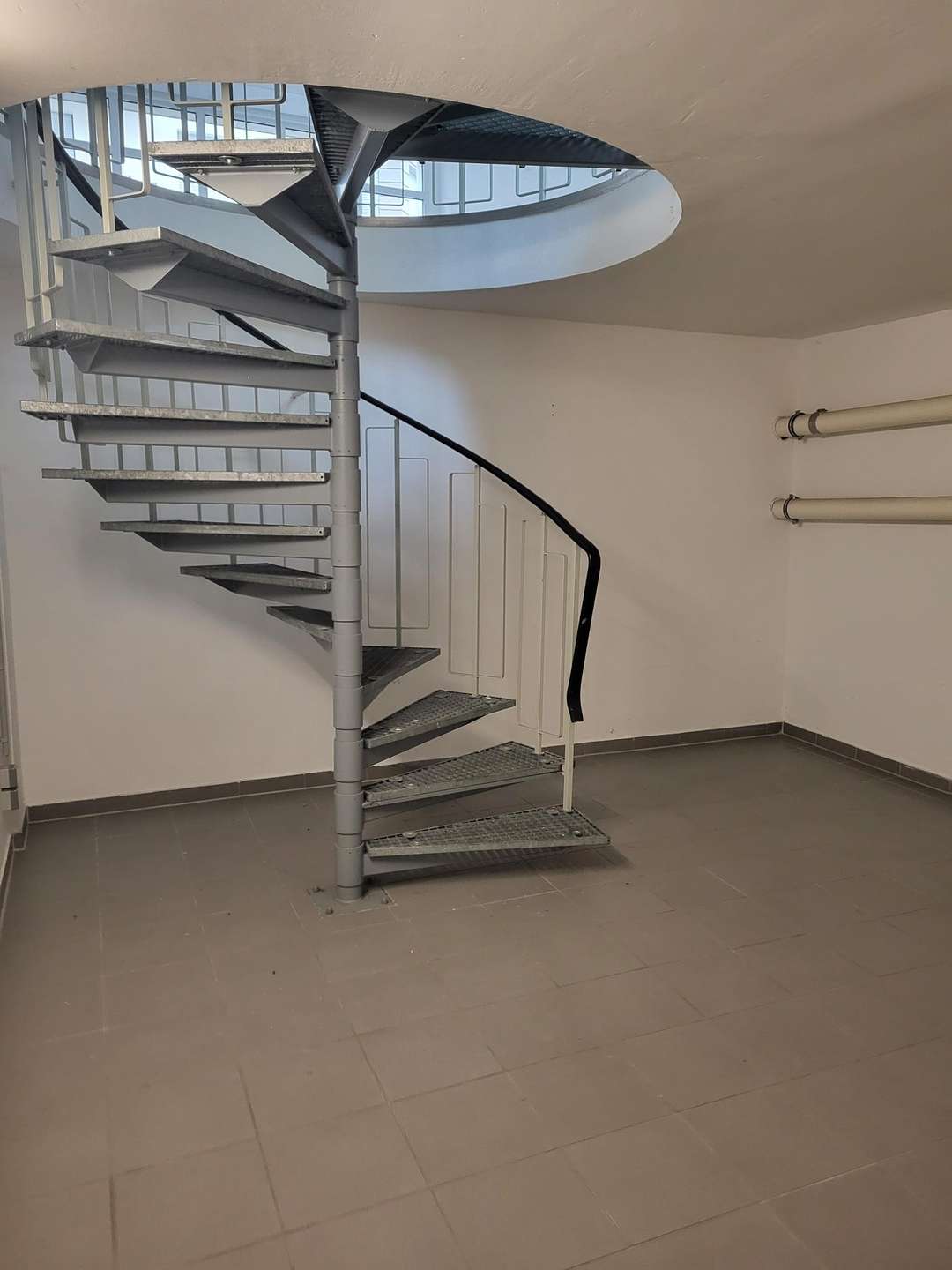Untergeschoss, Leipzig (Lindenau)
